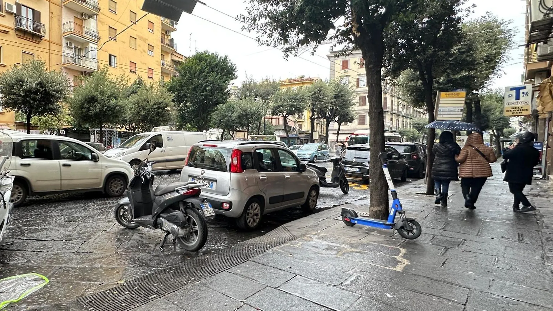 Lägenhet Vincent Maison Neapel Italien